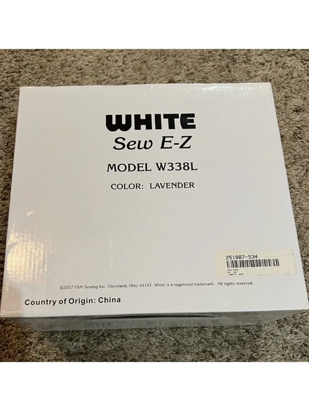 White Sew E-Z Model W338L this white